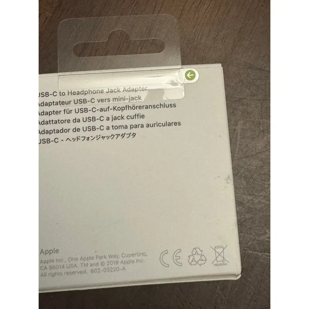 Apple USB-C headphone connector cable NIB